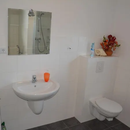 Holiday home Berlin Nordost Fuer Bis Zu 6 Personen